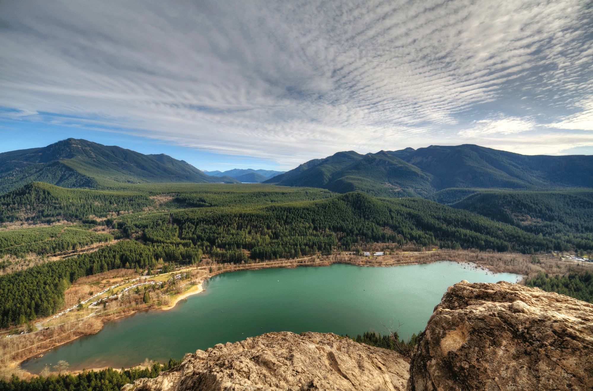 Beginner Friendly Hikes in Washington- Rattlesnake Ledge